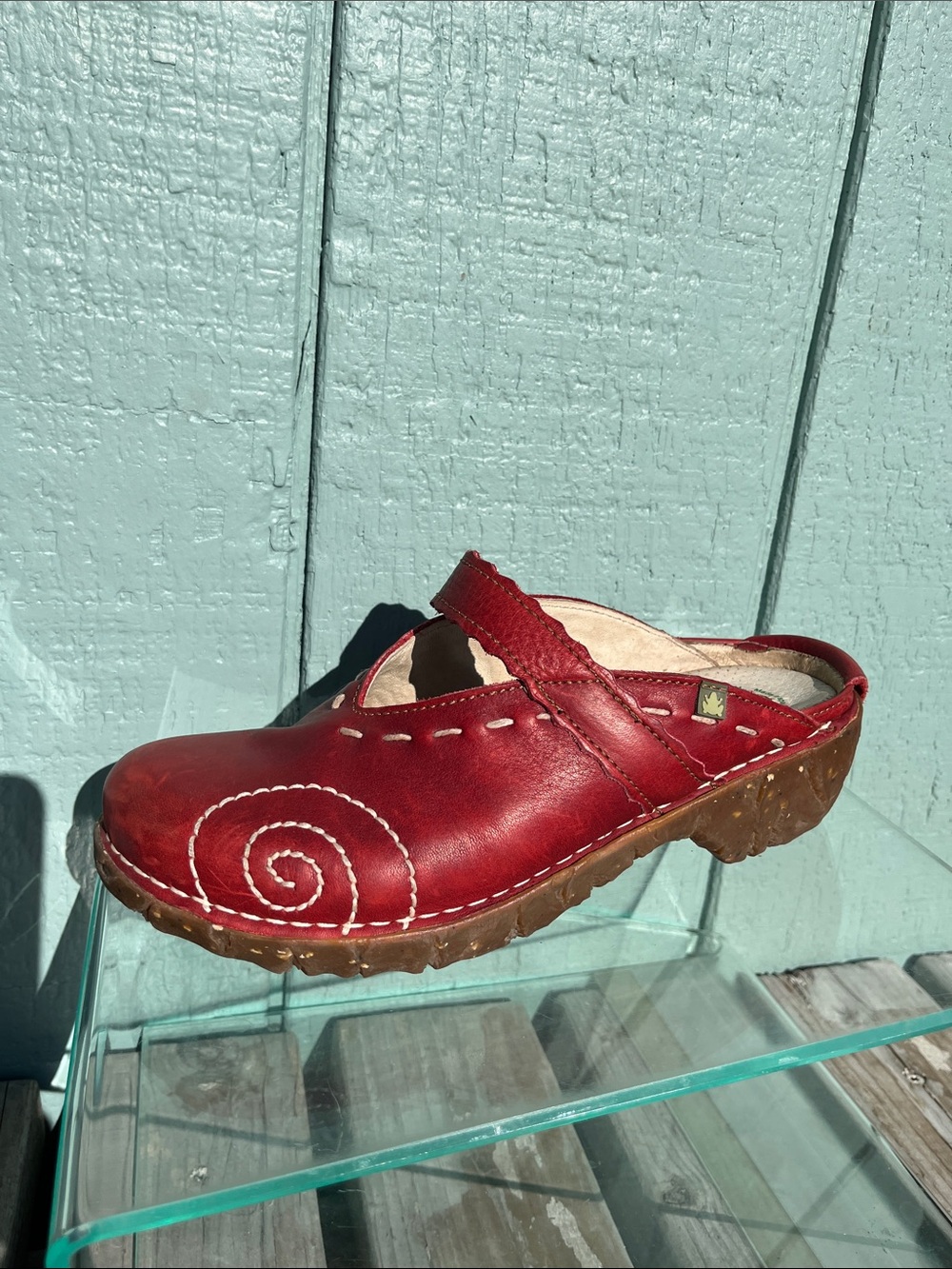 El Naturalista Red Leather Slip-On Clog with Stitch Spiral